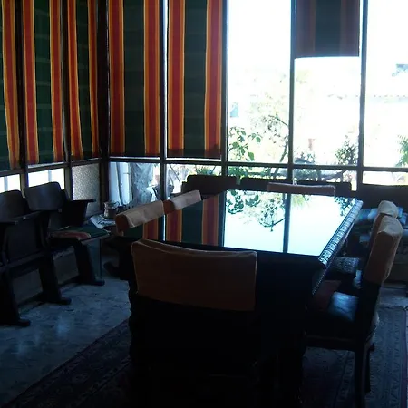 Sirtanus Bed & Breakfast *